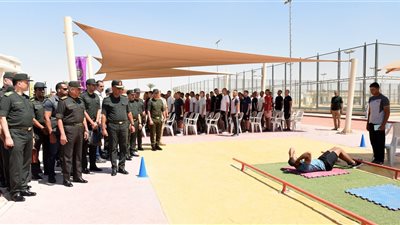وزير الدفاع يتفقد اختبارات القبول بالأكاديمية العسكرية المصرية والكليات العسكرية