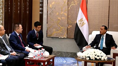 مدبولي: نتطلع لجذب الشركات الصينية للعمل في منطقة 