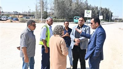 وزير الإسكان يتابع تطوير 2560 فدانًا بالمناطق الصناعية في العاشر من رمضان