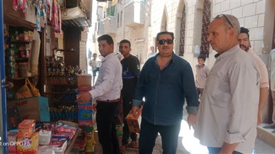 الشطورى يتفقد أعمال الإنترلوك بساحل طهطا ويوجه بتلافي الملاحظات ورفع الإشغالات