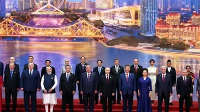 بدء أعمال قمة 