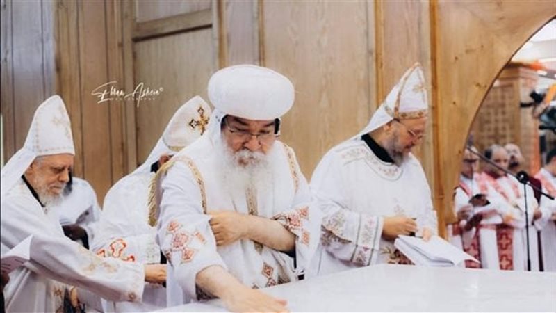 الأنبا مكاريوس