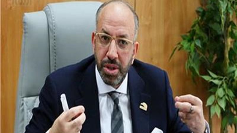 الدكتور حسام المندوه