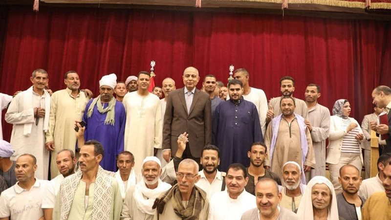 محافظ المنيا