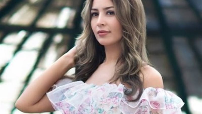 الفنانة جنات