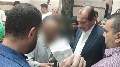 بسبب النظافة والتزاحم.. إحالة إدارة مستشفى أم المصريين للتحقيق (صور)