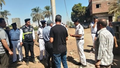 إزالة 15 حالة تعدٍ على الأراضي الزراعية بديرمواس بالمنيا