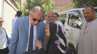 محافظ المنيا يتفقد شوارع المدينة ويشدّد على رفع كفاءة الخدمات والنظافة
