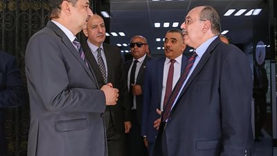 وزير قطاع الأعمال يوجّه برفع كفاءة البنية التكنولوجية لمركز المعلومات