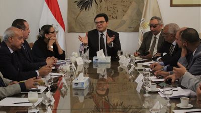 وزير الثقافة: نعمل على قاعدة بيانات وطنية للمتخصصين وتطوير البنية الرقمية بدار الكتب