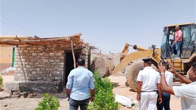 إزالة 238 حالة تعدٍ بالمنيا في الموجة 27