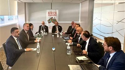 وزير البترول يعرض فرص الاستثمار التعديني في مؤتمر بيرث.. ومباحثات مع 9 شركات أسترالية