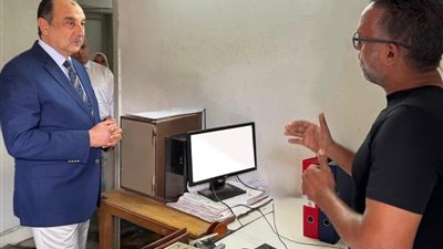 وزير قطاع الأعمال يوجه بتطبيق أعلى معايير الجودة والاستدامة بشركة 