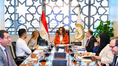 أول محمية جيولوجية في مصر.. تفاصيل لقاء وزيرة البيئة مع مدير مكتب اليونسكو 