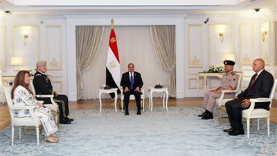 وقف إطلاق النار بغزة.. تفاصيل لقاء السيسي وقائد القيادة المركزية الأمريكية