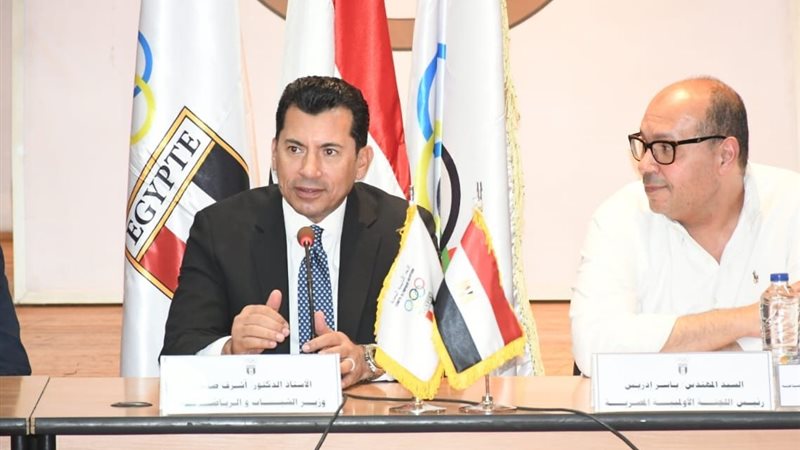 الدكتور أشرف صبحي