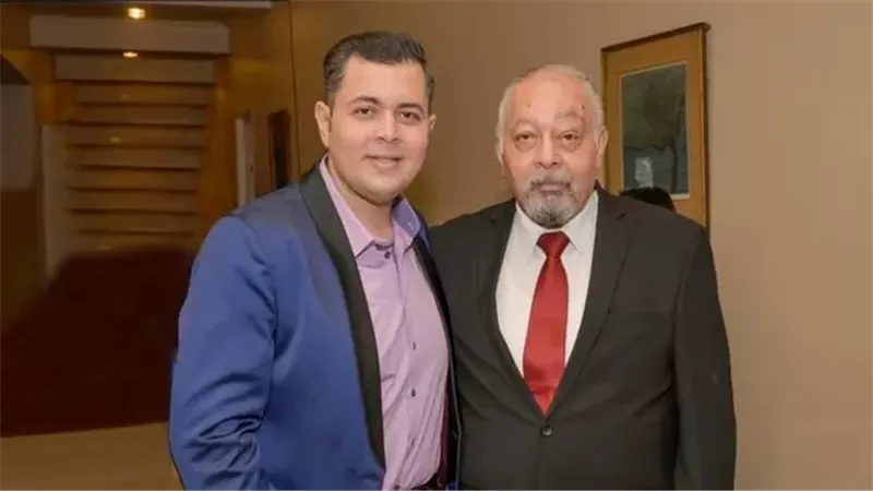 سامي مغاوري وابنه