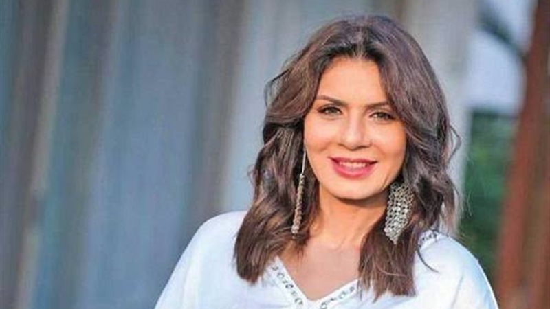 الفنانة نجلاء بدر
