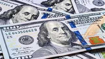 تراجع الدولار.. تعرف على أسعاره اليوم الجمعة في البنوك المصرية