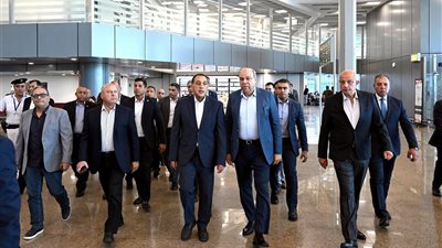 مدبولي: مطار إسفنكس الدولي بموقع استراتيجي قرب الأهرامات والمتحف المصري الكبير