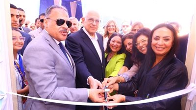 وزيرة التضامن ومحافظ الشرقية يفتتحان منطقة رياض الأطفال بمدرسة السيدة عائشة