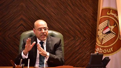 وزير العمل: حملات تفتيشية فى كل المحافظات لتطبيق القانون الجديد بكل حزم