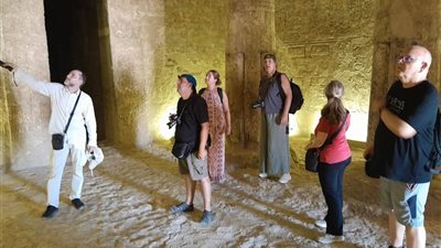 المنيا على خريطة السياحة العالمية.. توافد أفواج متعددة الجنسيات على المناطق الأثرية