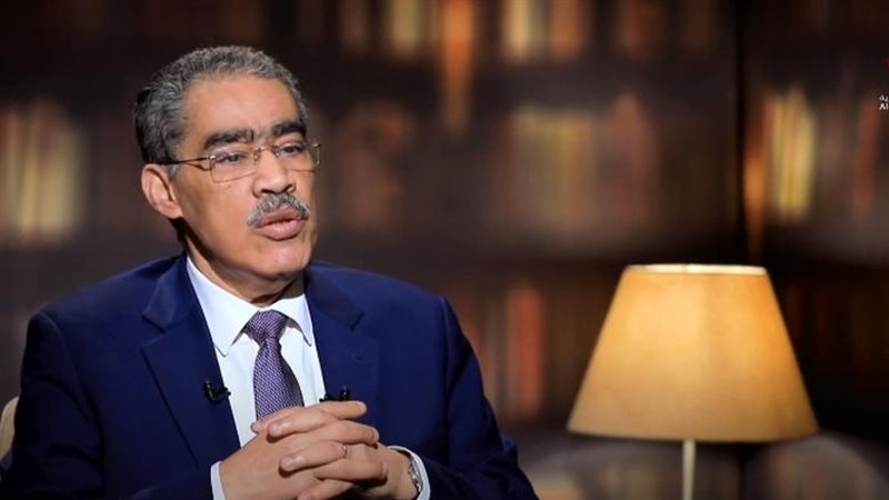 الكاتب الصحفي ضياء