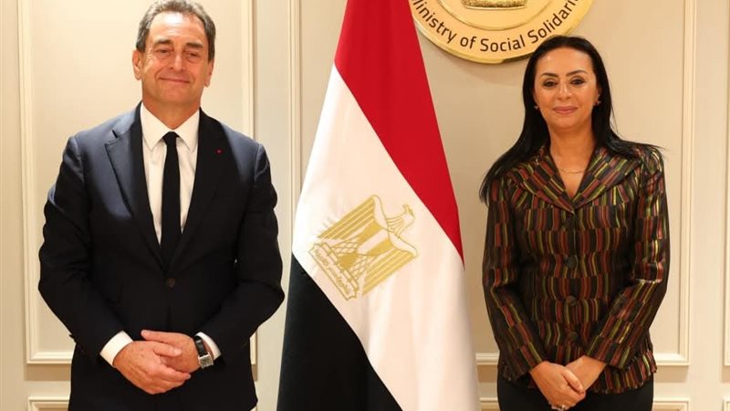 وزيرة التضامن مع