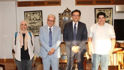 وزير الثقافة يعلن إطلاق مشروع “ذهب مصر” لتجميل الواجهات بجداريات تحمل الهوية المصرية 