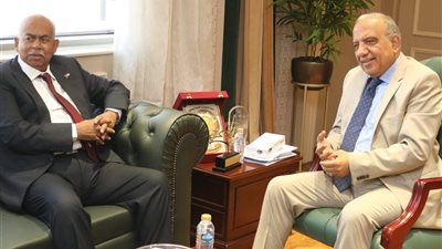 وزير الكهرباء يبحث مع نظيره السودانى إعادة تأهيل الشبكات وتنفيذ المرحلة الثانية لخط الربط بقدرة 300 ميجاوات