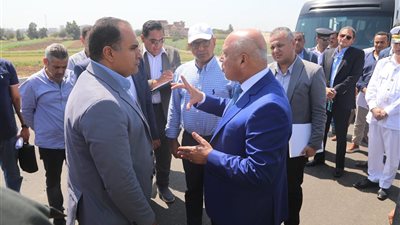 فتح الطريق الإقليمي من الإسكندرية الزراعي حتى السويس الصحراوي