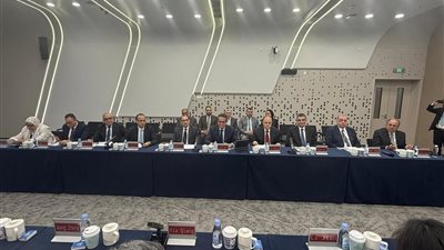 نائب رئيس الوزراء وزير الصحة يتفقد مستشفى رينجي الذكي ويبحث التعاون في التكنولوجيا الطبية 