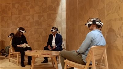 افتتاح معرض 