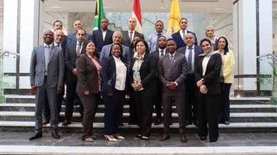 المركزي يستضيف وفدًا من جنوب إفريقيا للتعرف على تجربة تشغيل دار الطباعة بالعاصمة الإدارية