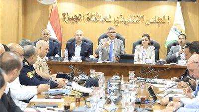 محافظ الجيزة: استكمال رفع كفاءة واجهات المدارس ومتابعة انتظام الدراسة