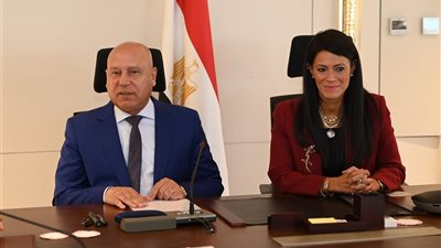 مصر وكوريا توقعان مذكرة تفاهم بـ10 ملايين دولار لتطوير مراكز صيانة السيارات الخضراء