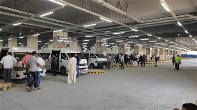 تشغيل موقف رمسيس متعدد الطوابق جزئيًا لتخفيف الزحام وتنظيم الحركة