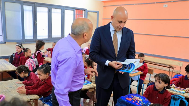 وزير التعليم يتفقد