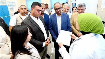 وزير الإسكان ومحافظ البحيرة يفتتحان محطة صرف صحي ببدر تخدم 150 ألف مواطن