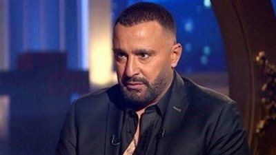 نجا من الموت بأعجوبة.. أحمد السقا يتعرض لحادث مروع مع سائقه الخاص