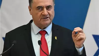 وزير الدفاع الإسرائيلي: الجيش عزّز هجماته على غزة وبدأ في التحرك نحو مرحلة الحسم