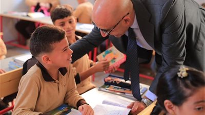 توصيات جديدة لوزير التعليم: البرمجة والذكاء الاصطناعي في قلب المناهج