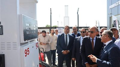لدعم خدمات الوقود والغاز.. محافظ المنيا يفتتح محطة 
