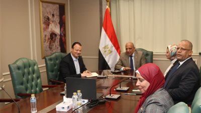 مصر واليونان توقعان اتفاقًا استراتيجيًا لتصدير الكهرباء إلى أوروبا