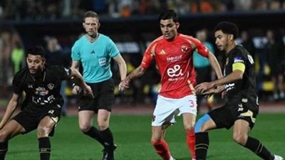 محمد شريف يقود هجوم الأهلي أمام الزمالك في قمة الدوري