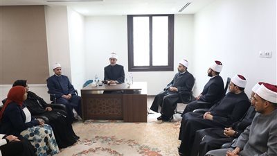 مفتي الجمهورية يؤكد: الفتوى الدقيقة والمراجعة الشرعية أساس ثقة الجمهور بدار الإفتاء