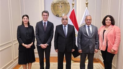 وزير العدل يبحث مع البنك الدولي تعزيز التعاون في العدالة الرقمية