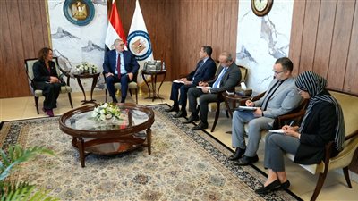 وزير البترول يبحث مع فالكو الأمريكية التوسع في الاستثمارات واستخدام الطاقة المتجددة