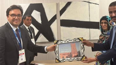 وزير الثقافة يجري لقاءات مكثفة لتعزيز التعاون الثقافي بمؤتمر 